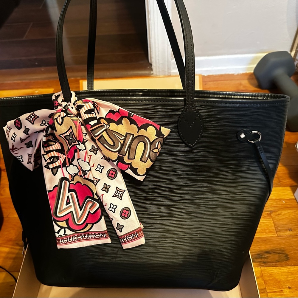 Louis Vuitton Black Epi Tote with Pink & Cream Accent Scarf